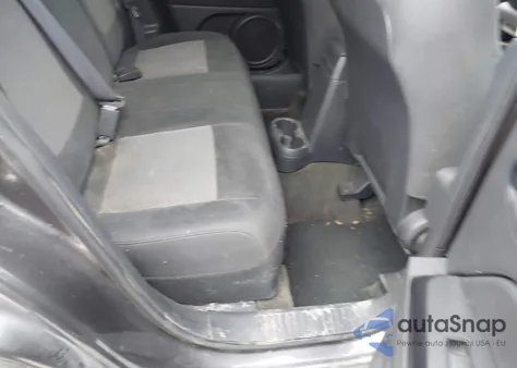 2016 Jeep Compass Sport z USA, uszkodzony, nr VIN 1C4NJDBB8GD778543